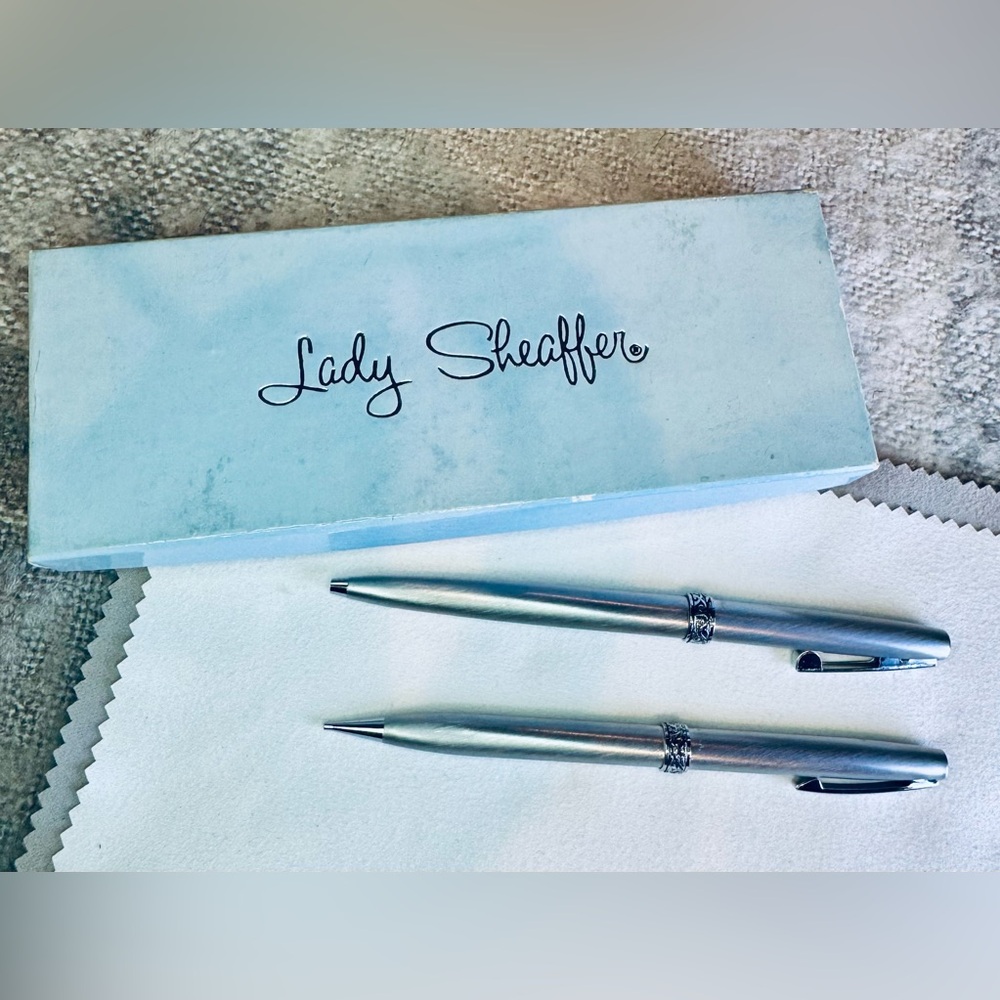 Lady Sheaffer Brushed Silver Mechanical Pencil Pen Florentine Set Vintage 1970’s